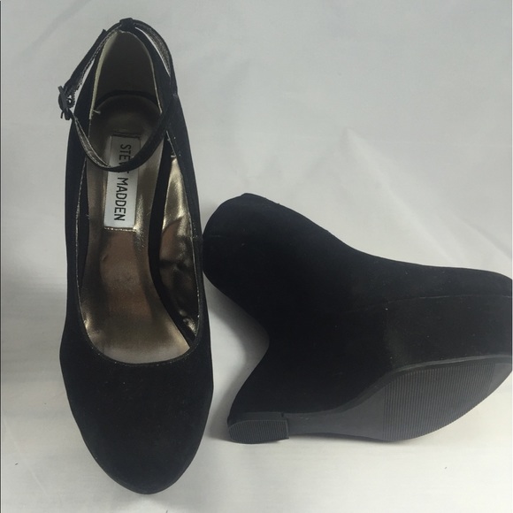 Steve Madden velvet gravity platform pumps - Picture 3 of 8
